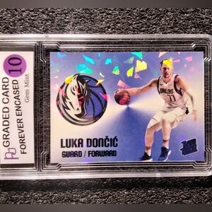 Luka Dončić Craced Ice Rated Rookie Basketball Card. Graded 10 Gem Mint Rare